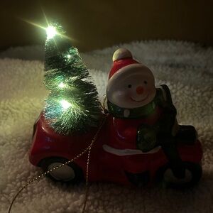 Ceramic Light Up Ornaments. 2 AAA Batteries